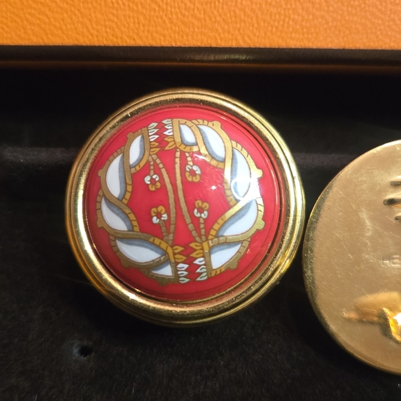 Hermès Gold-Plated Clip-On Earrings - Picture 6 of 6